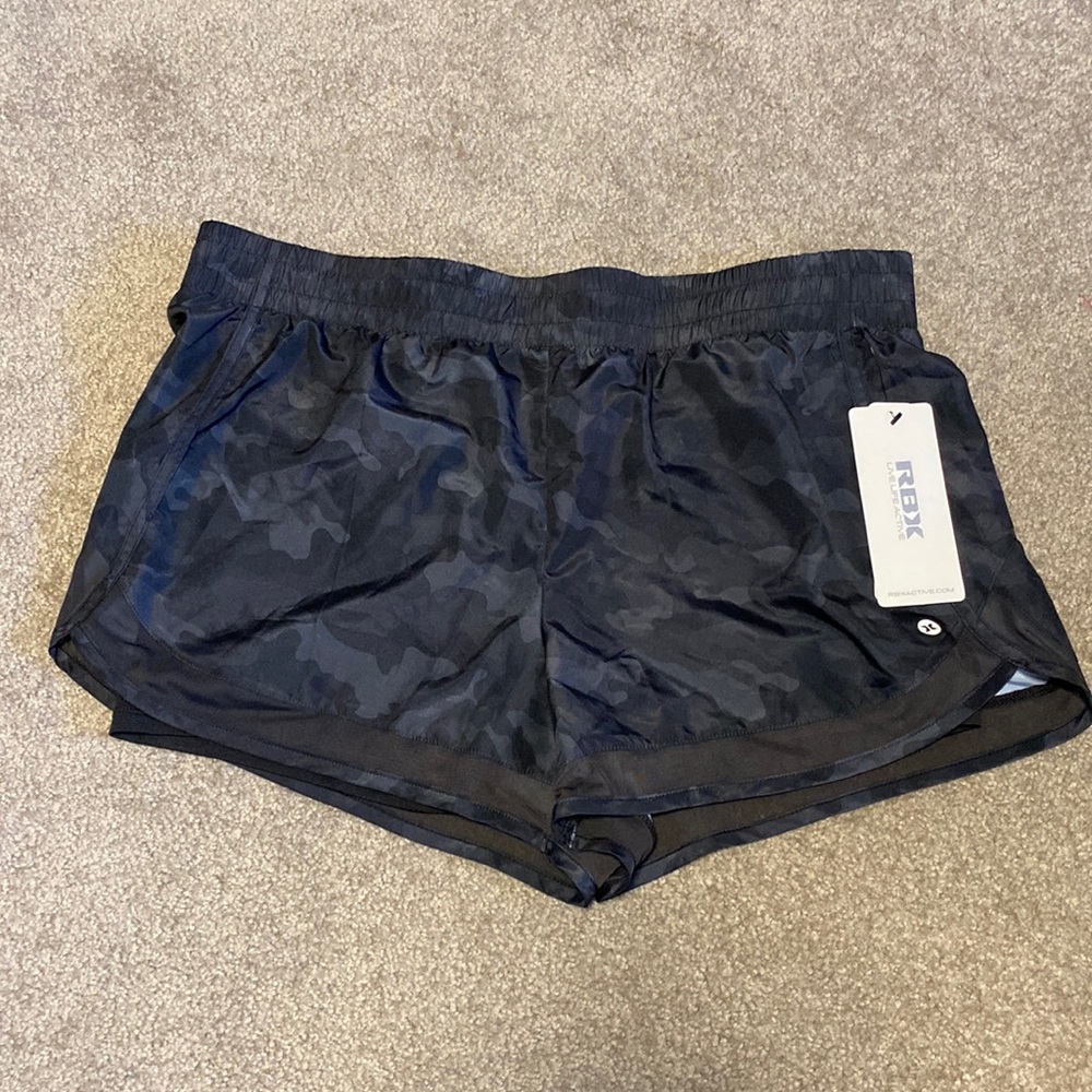 BNWT RBX Black Camo Active Shorts